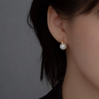 Alexandra Pearl Earrings - Silver