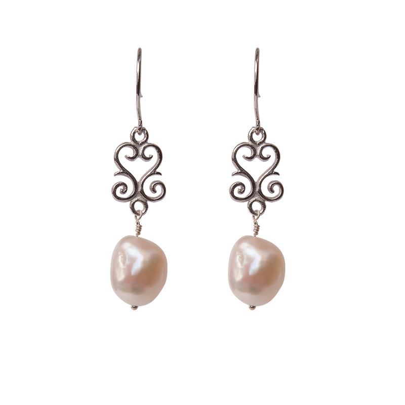 Mariela Pearl Earrings - Silver