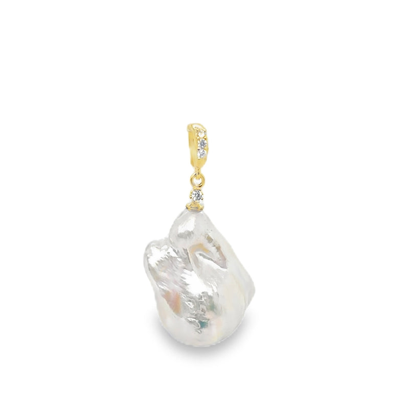 Nelia Pearl Lux Charm - Gold