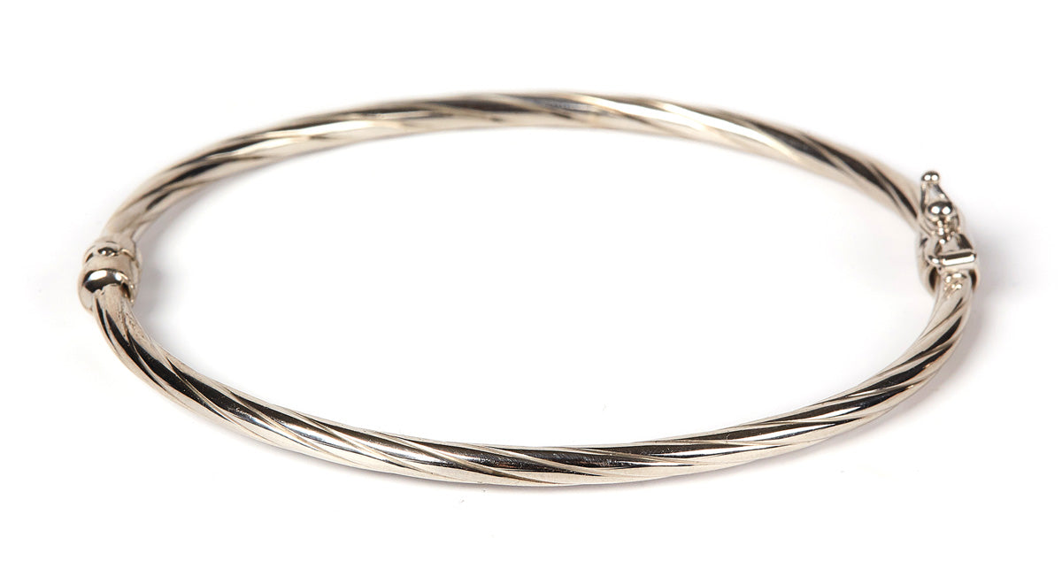 Adela Twisted Bangle - Silver