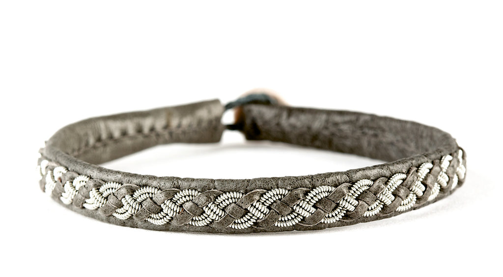 Akka Grey