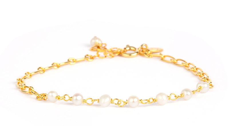 Daisy Pearl Bracelet - Gold