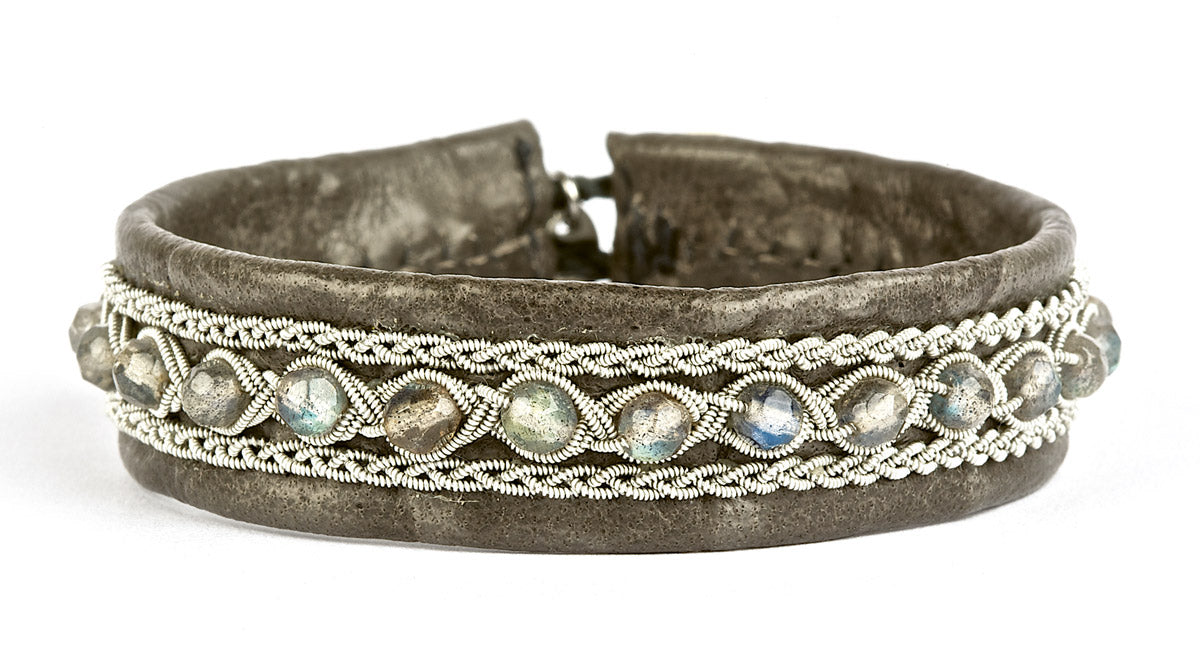 Gunn Labradorit Grå